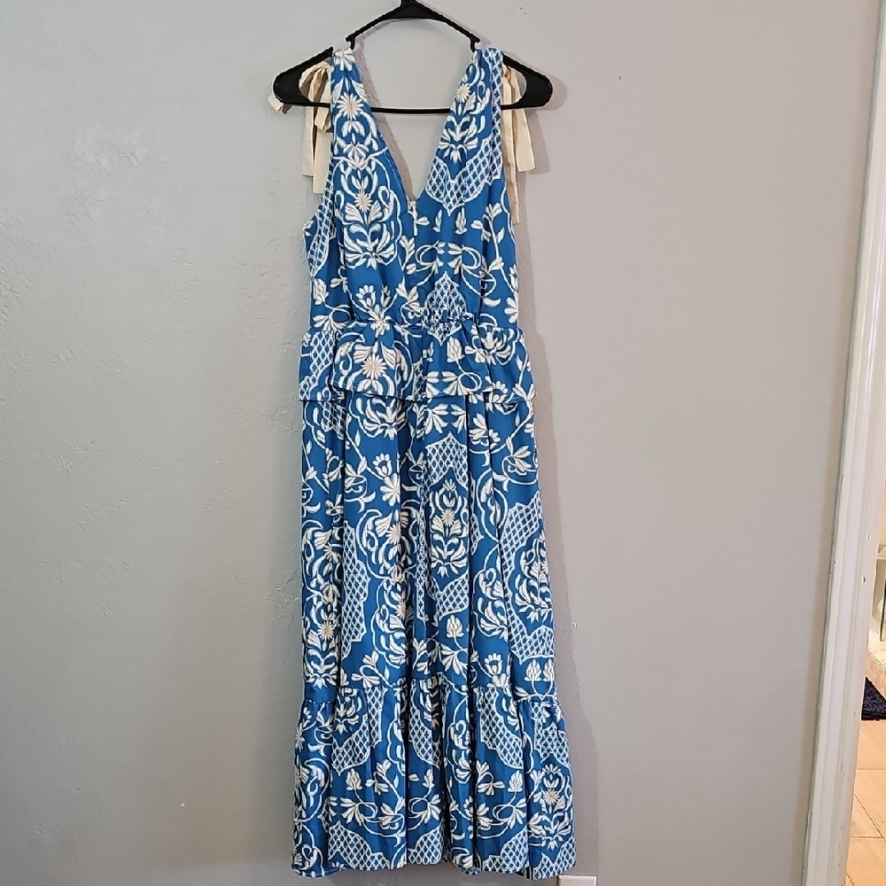 NWT Moon River Blue and White Floral Ruffle Maxi Dress Womens Large - Picture 10 of 11